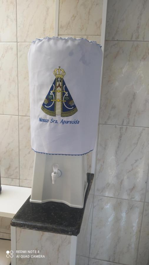 Quarto com tv,ar,frigobar,wifi e garagem Aparecida  Esterno foto